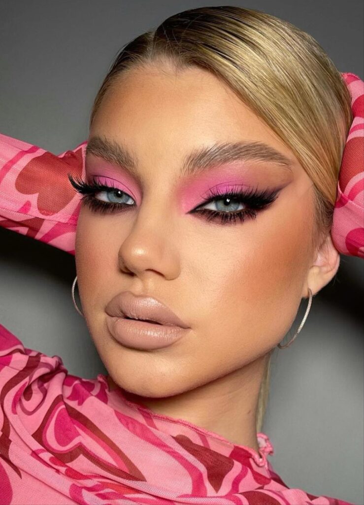 Cute Valentines day makeup looks to rock in 2023 22