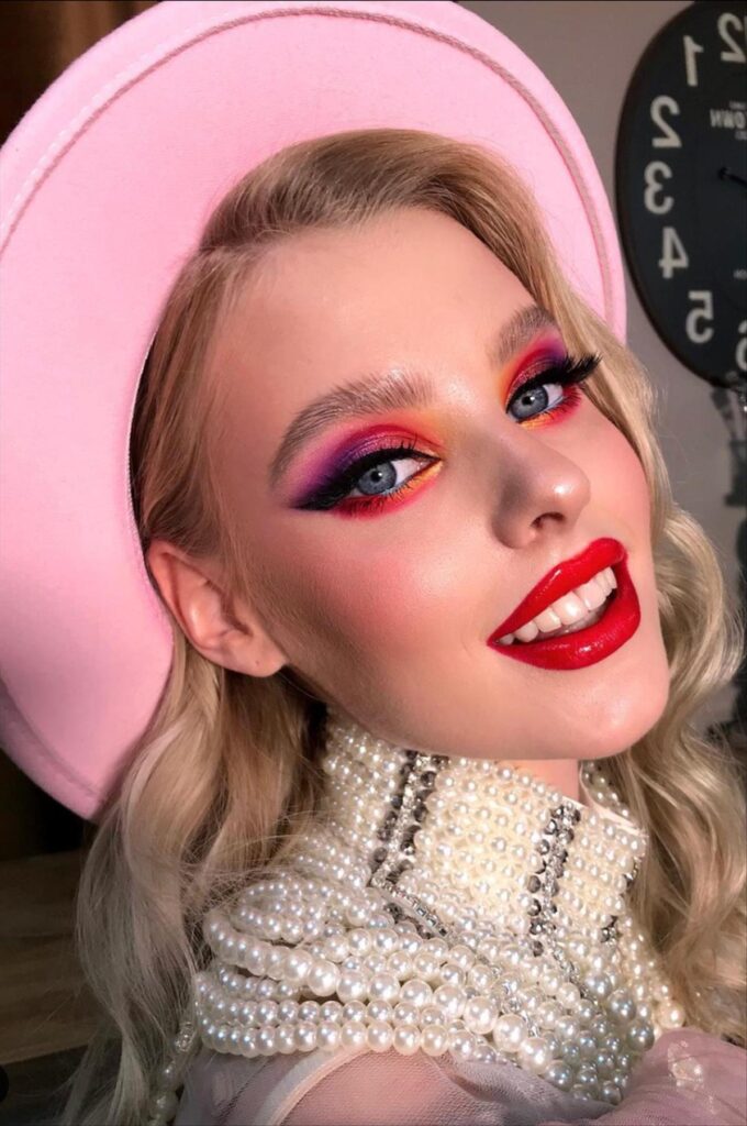 Cute Valentines day makeup looks to rock in 2023 29